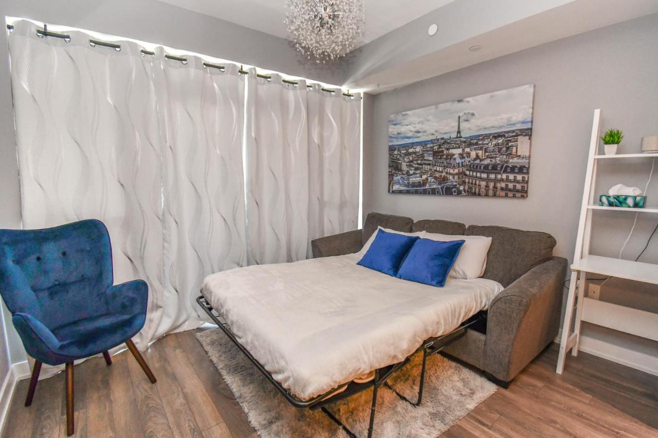 Pet Friendly Condos At Friday Harbour Innisfil Eksteriør billede
