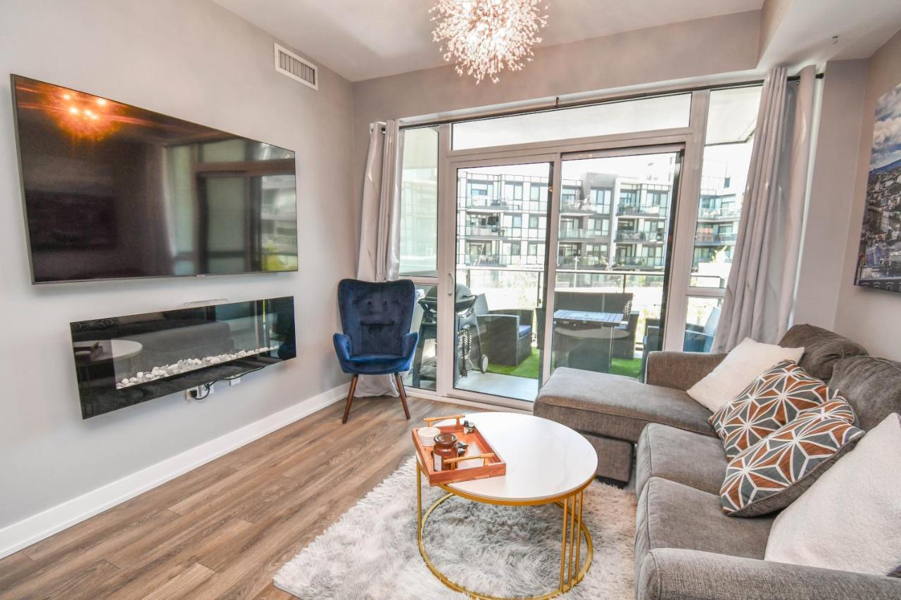 Pet Friendly Condos At Friday Harbour Innisfil Eksteriør billede
